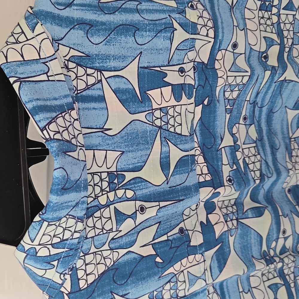 Tommy Bahama Tropical Fish Short Sleeve Shirt - Picture 10 of 12